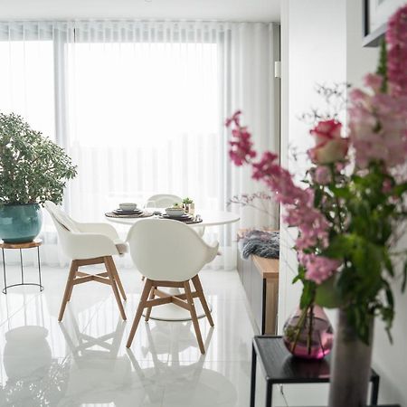 Blue Yvey Apartment Турут Екстериор снимка