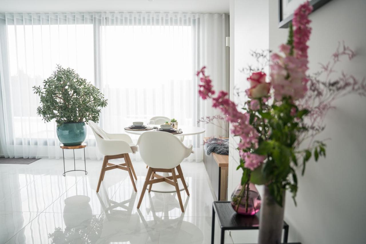 Blue Yvey Apartment Турут Екстериор снимка