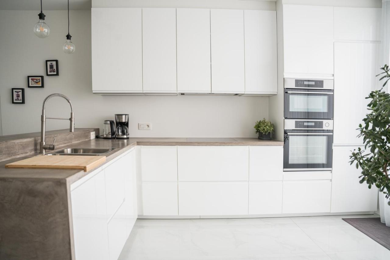 Blue Yvey Apartment Турут Екстериор снимка