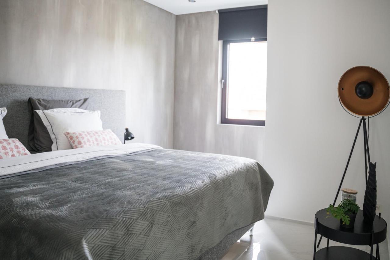 Blue Yvey Apartment Турут Екстериор снимка